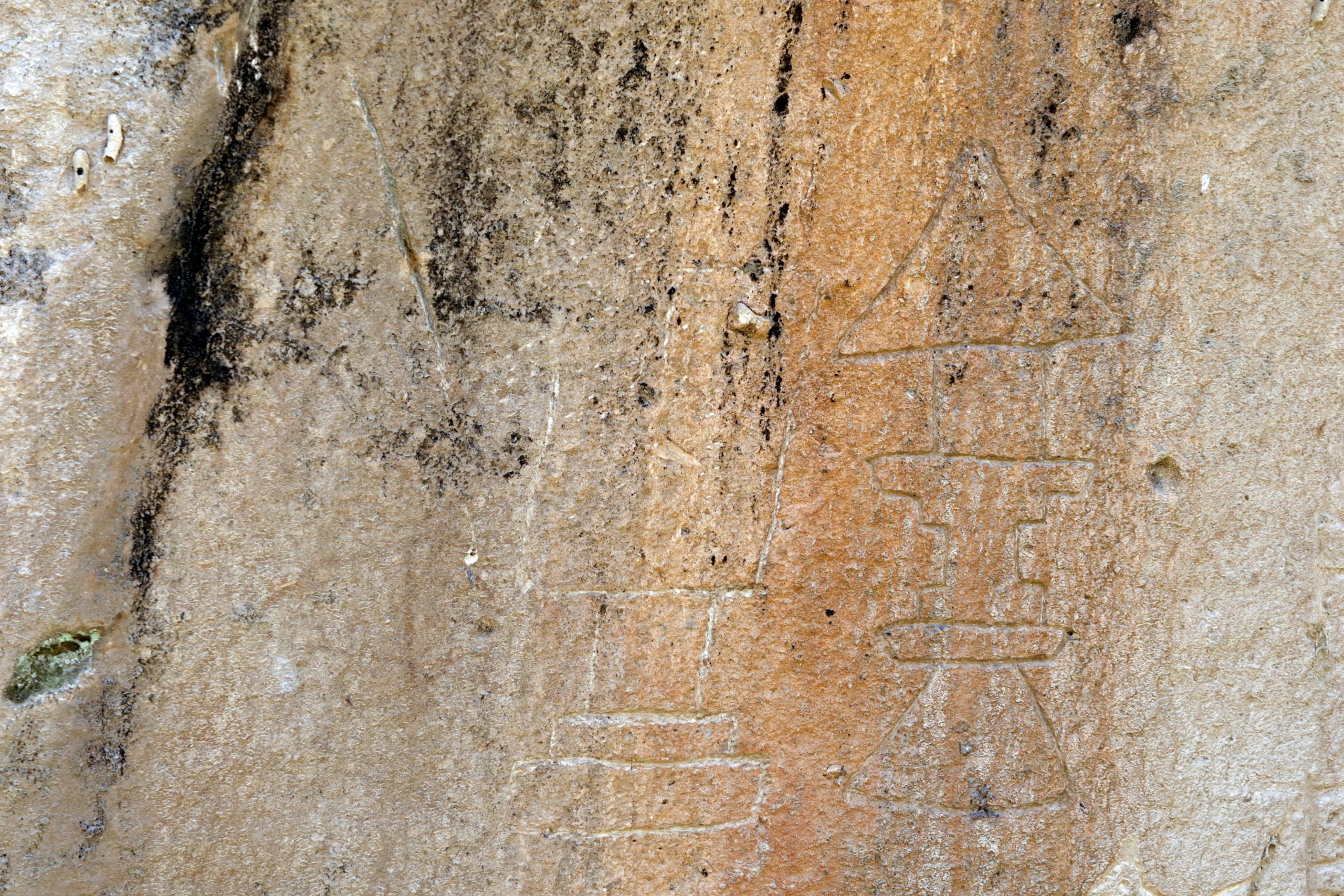 Grabados en Puebla sugieren similitudes entre España y México hace 20 mil años - grabados-de-puebla2-scaled