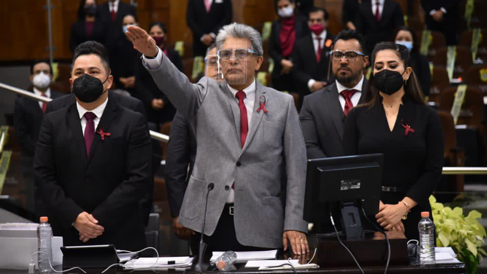 Secretario de Desarrollo Social de Veracruz afirma que con despensa de mil pesos se vive un mes