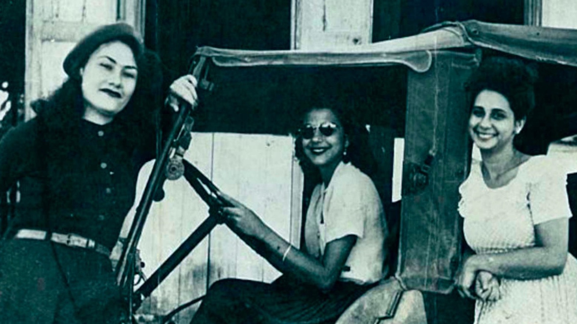 Rinden homenaje a las hermanas Mirabal, en cuyo honor se celebra el Día Internacional de la No Violencia contra la Mujer