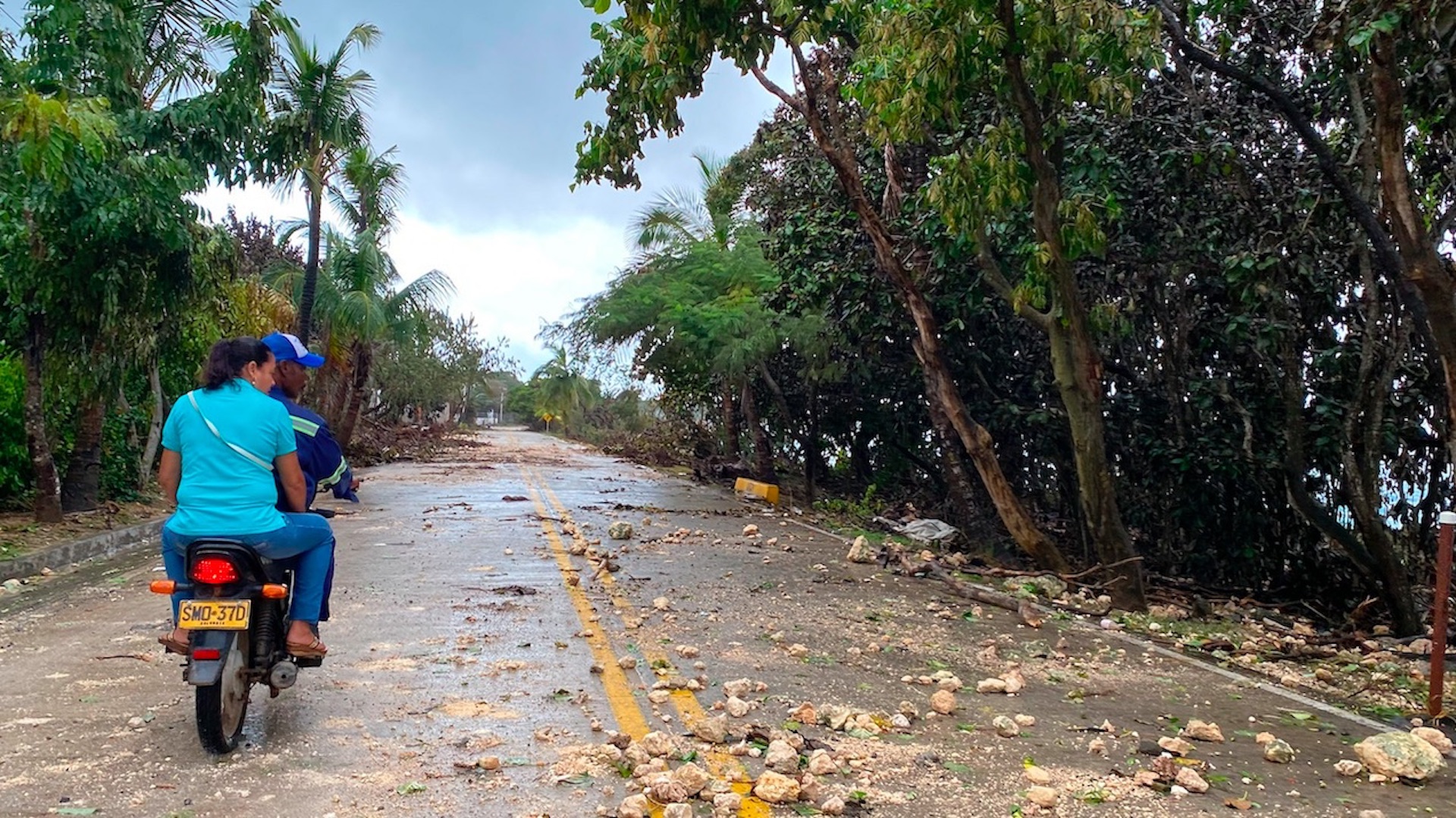 Iota se disipa pero amenaza con más lluvias e inundaciones a Centroamérica y la Península de Yucatán