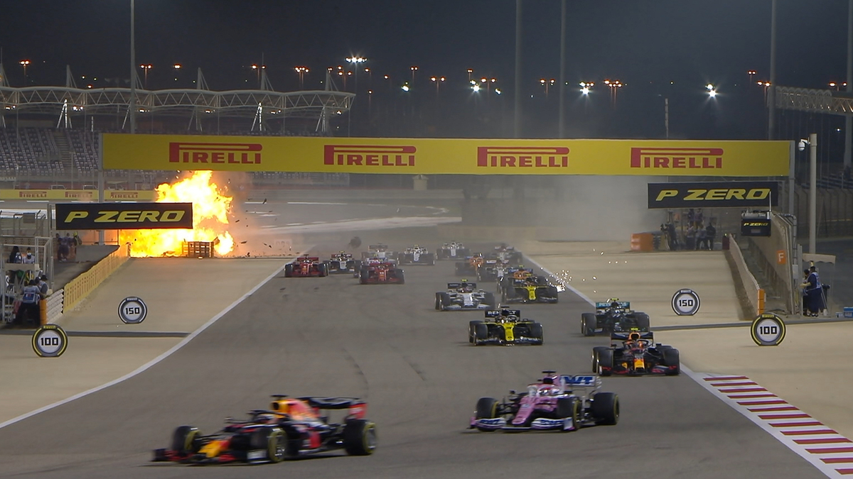#Video Se incendia auto en GP de Baréin; piloto logra escapar