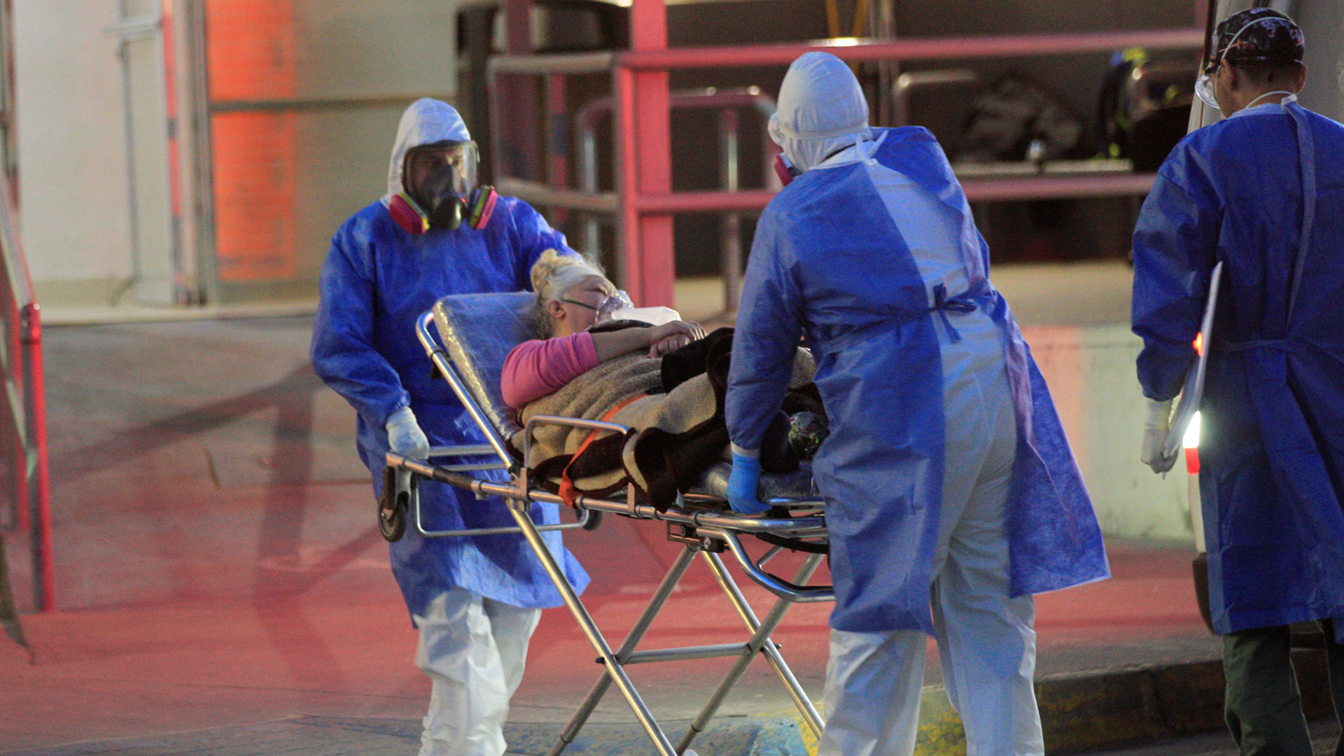 México registró en las últimas 24 horas 3 mil 614 casos y 282 muertes por COVID-19 México registró en las últimas 24 horas 3 mil 614 casos y 282 muertes por COVID-19