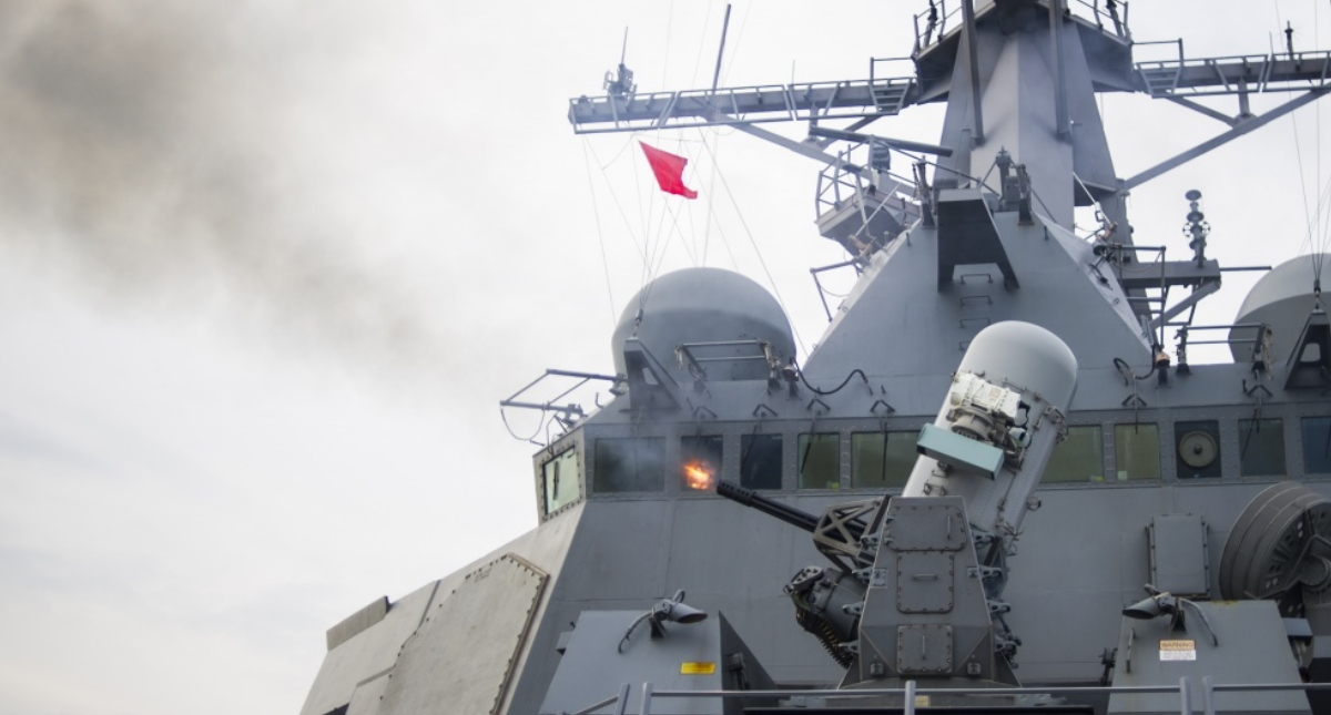 Rusia intercepta a buque estadounidense en sus aguas - john-mccain-destructor-estados-unidos-2