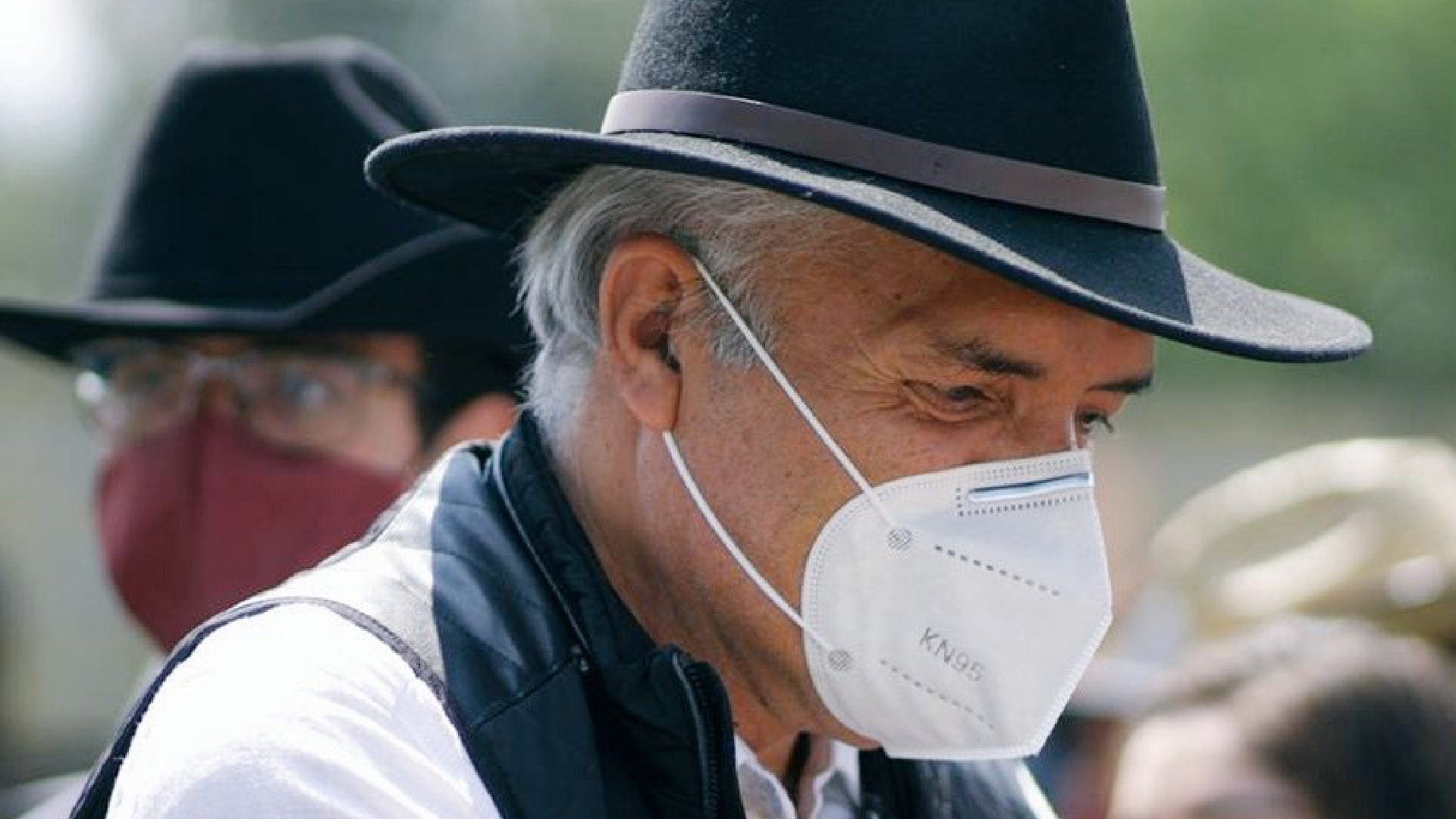 José Manuel Mireles sigue delicado y en terapia intensiva por COVID-19, confirma su esposa