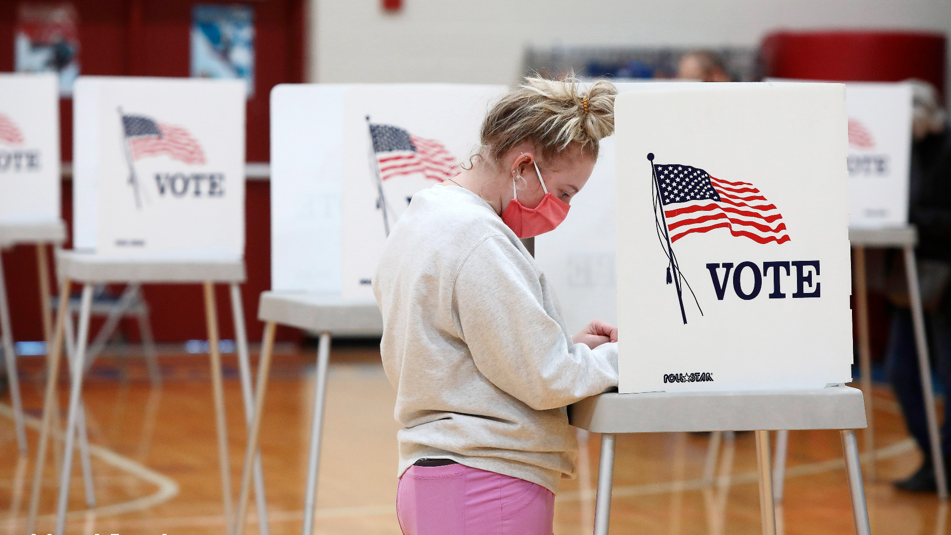 Cierran los primeros colegios electorales en Estados Unidos