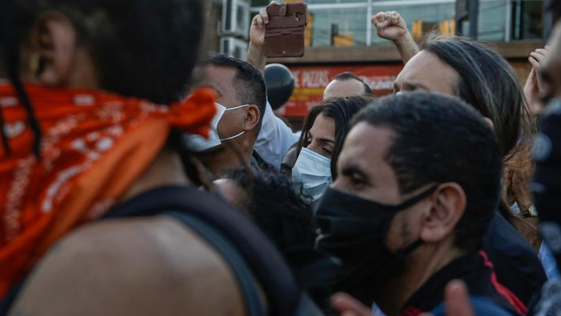 "La violencia es vivida por todos" dice Bolsonaro tras asesinato de hombre negro por guardias de supermercado - la-violencia-es-vivida-por-todos-dice-bolsonaro-tras-jornada-de-protestas-foto-danilo-christidis