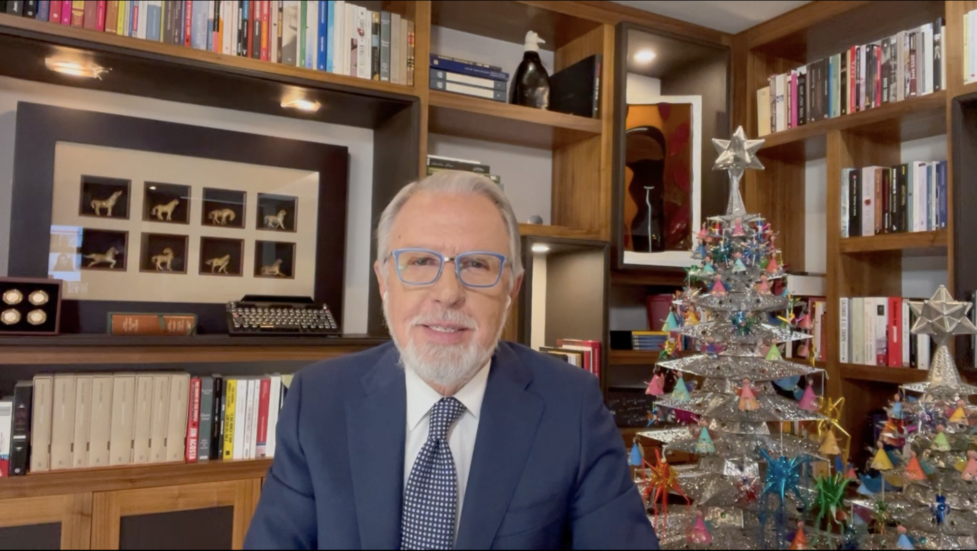 ¡Las Noticias! El general Salvador Cienfuegos: su primera noche libre