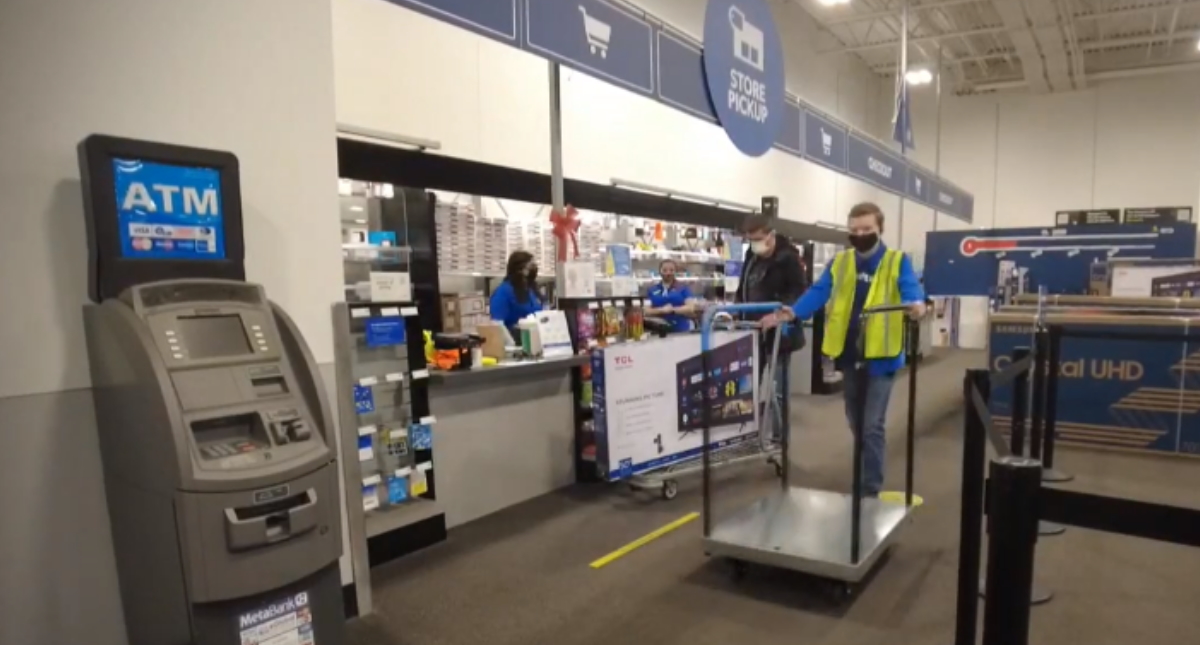 EE.UU. vive un “Black Friday” con poca expectación y mucha compra por internet