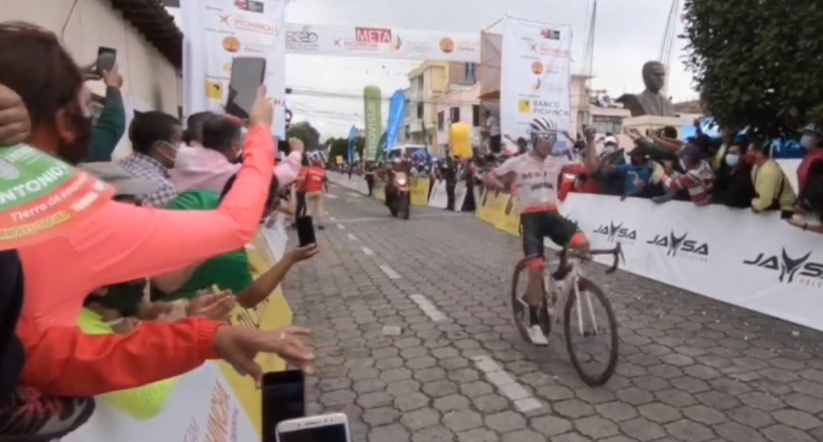 Guamá gana la quinta etapa de la Vuelta Ciclístisca al Ecuador