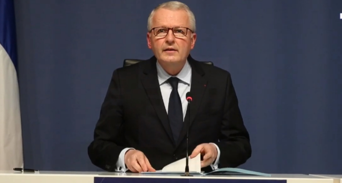 El fiscal de París pide la imputación de los agentes que pegaron a un productor negro