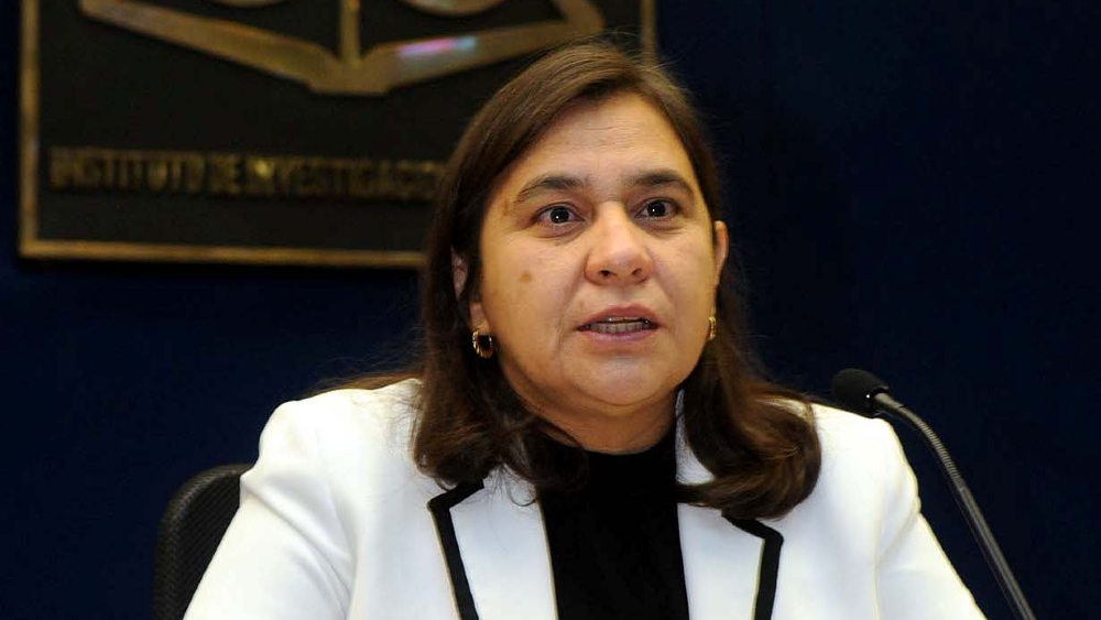 Leticia Bonifaz va con la camiseta de la UNAM bien puesta a la ONU para defender derechos de mujeres