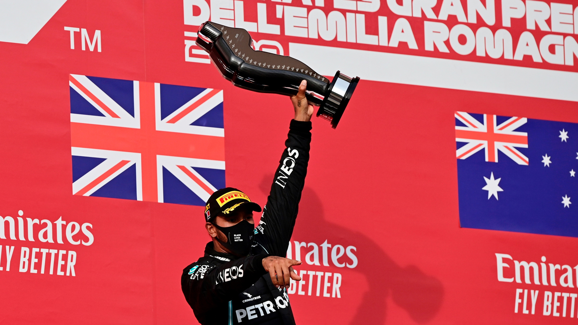 Se impone Lewis Hamilton en GP de Emilia Romaña; ‘Checo’ Pérez queda sexto