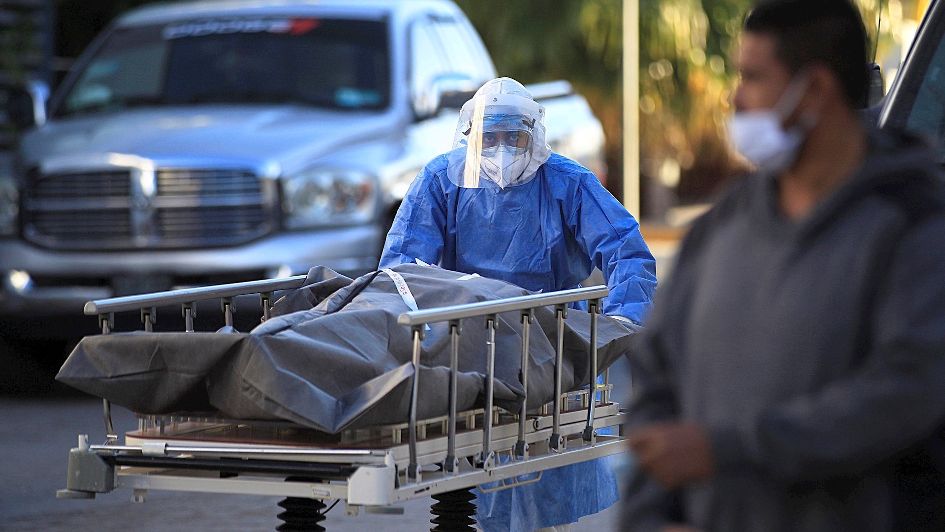 Con tercer récord consecutivo de contagios diarios, México supera el millón y medio de casos de COVID-19; y supera las 132 mil muertes