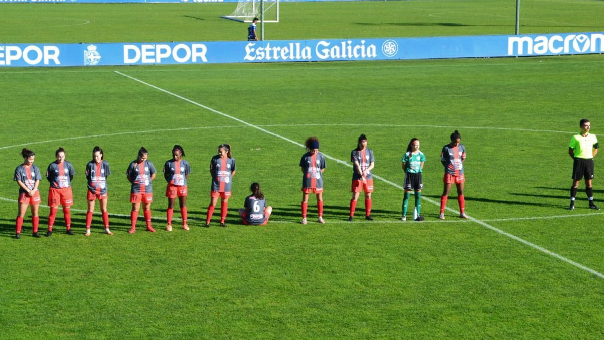 Amenazan de muerte a jugadora que dio la espalda en minuto de silencio por Maradona - minuto-de-silencio-por-muerte-de-maradona