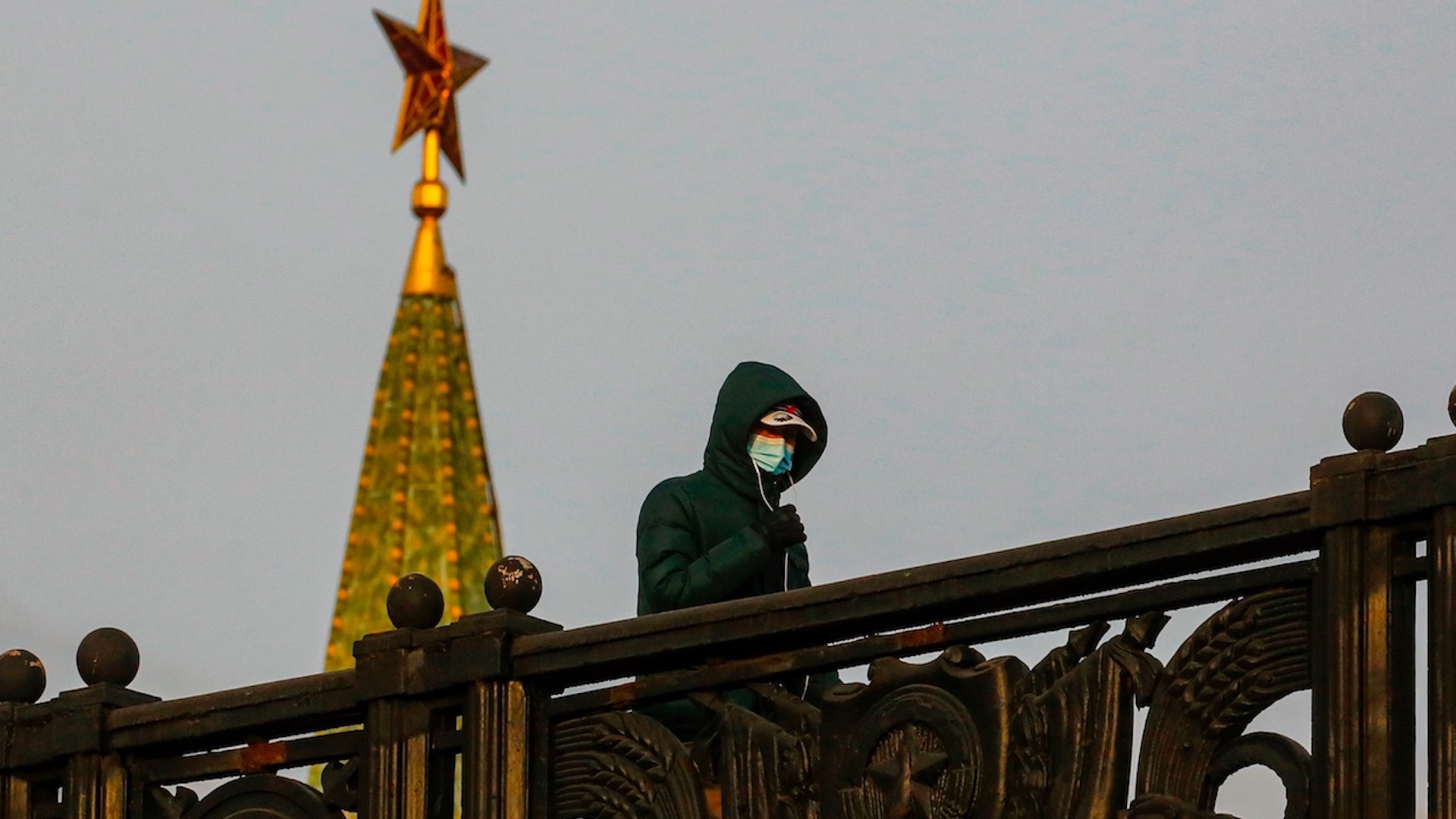 Rusia marca nuevos récords de contagios con casi 25 mil y 467 muertos en 24 horas