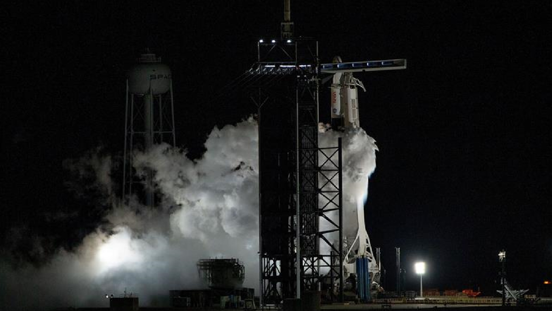 #Video SpaceX y la NASA inician nueva etapa de misiones tripuladas al espacio