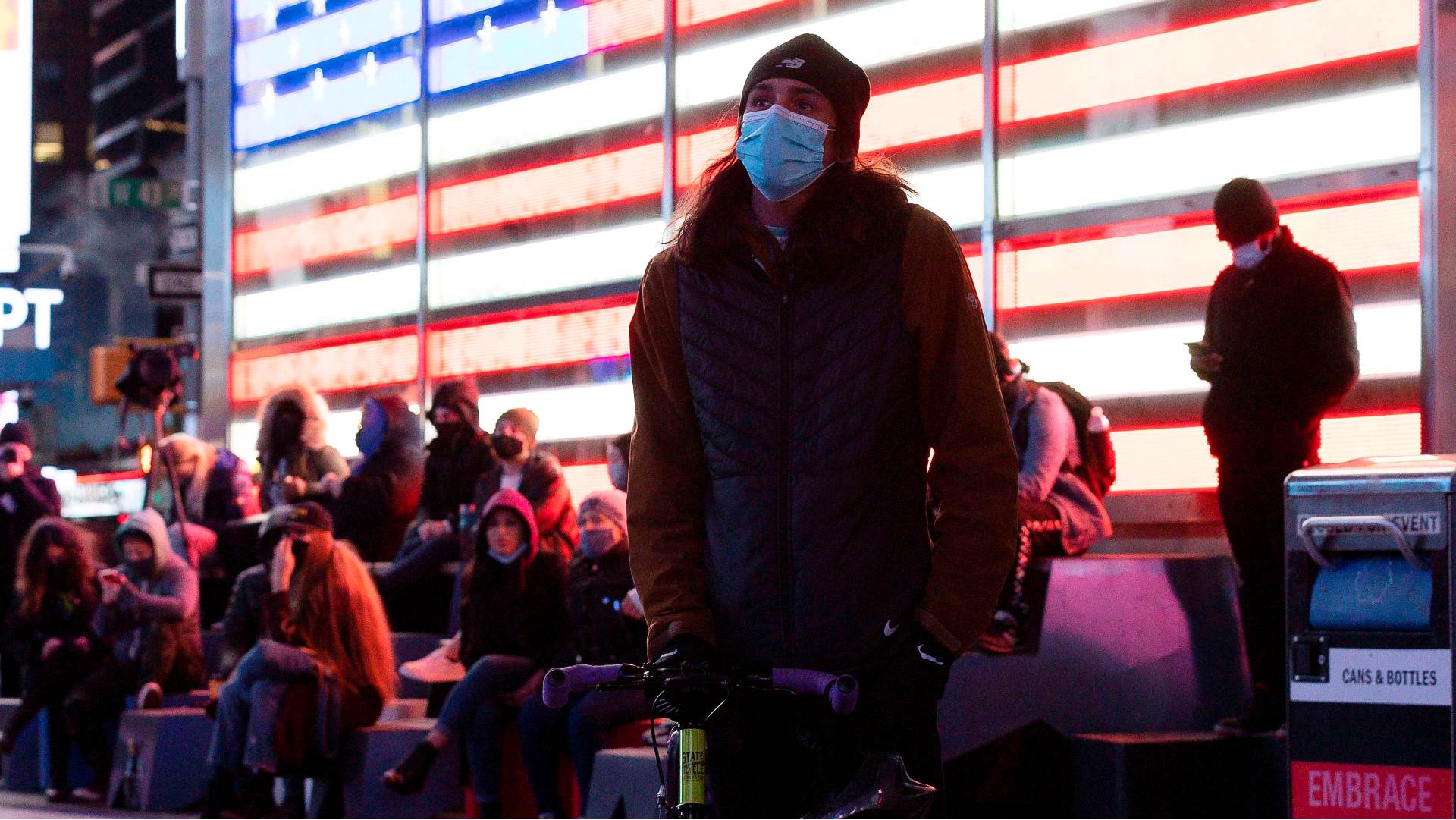 Convocan a protestas en Nueva York contra Trump mientras sigue el recuento