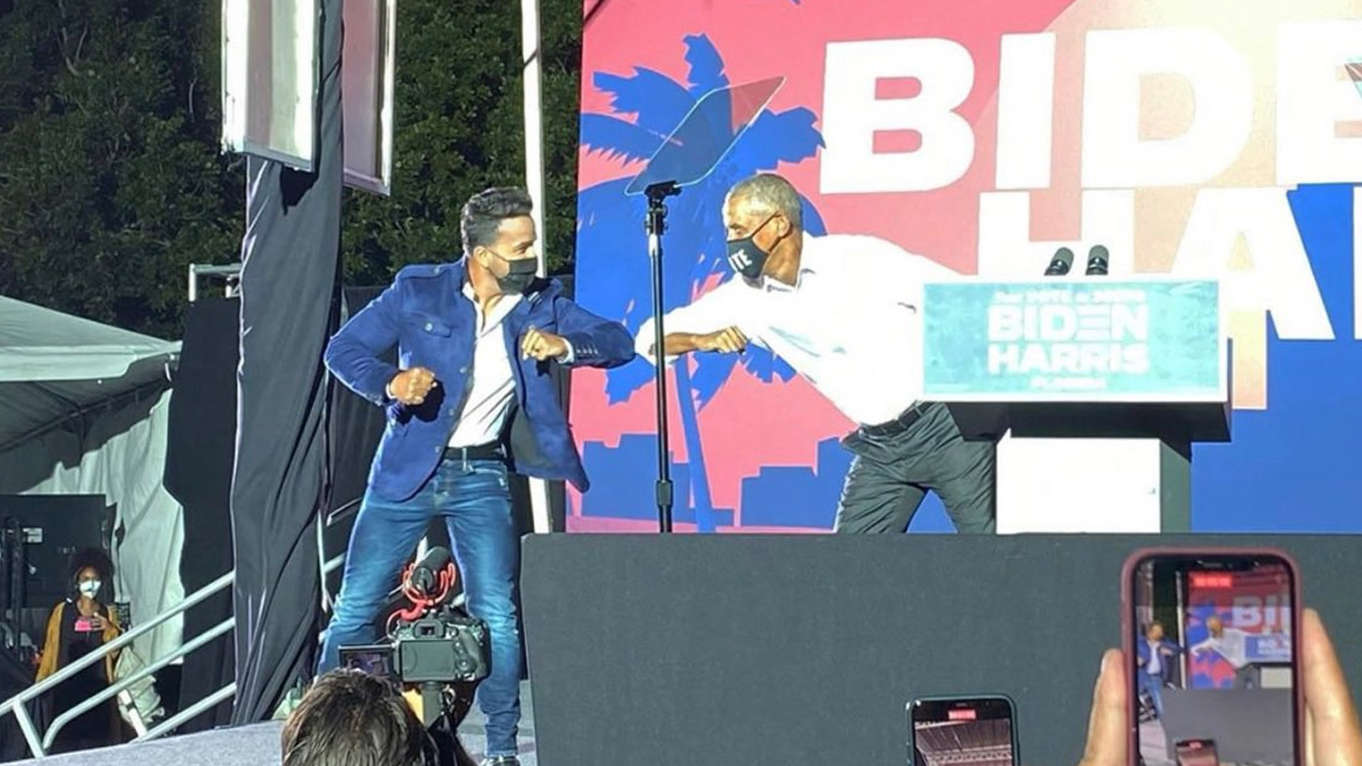 Obama pide a latinos en Florida “votar como si la vida dependiera de ello”