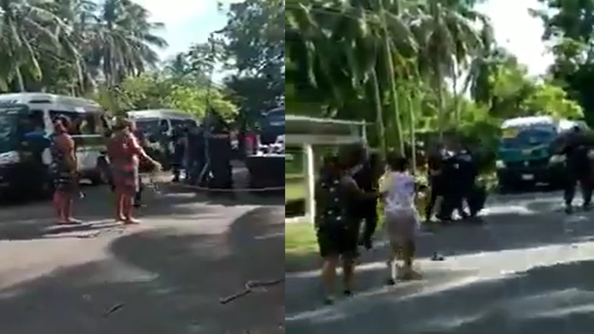 #Videos Pelea campal entre policías y pobladores en Tabasco por programas asistenciales