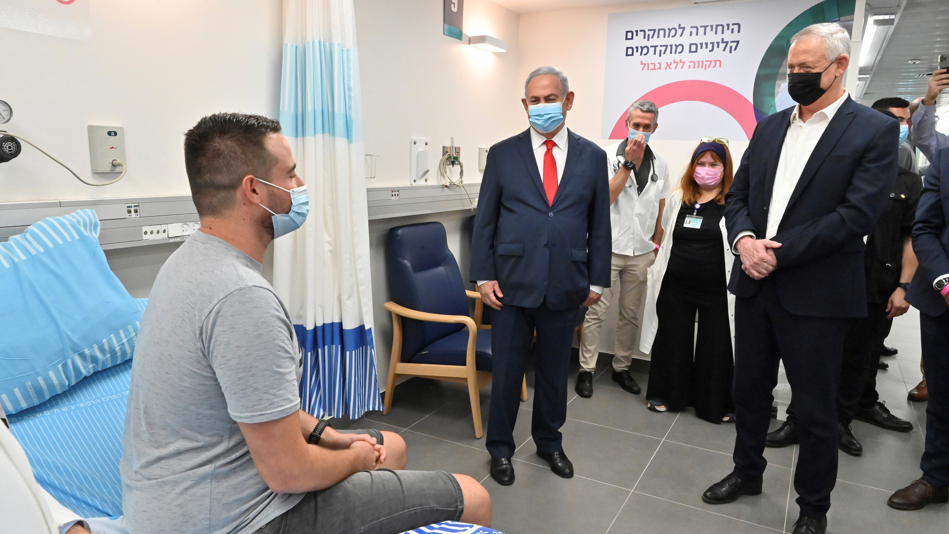 Comienza Israel pruebas en humanos de vacuna contra COVID-19 - primer-israeli-en-recibir-dosis-de-la-vacuna-brilife-contra-covid-19