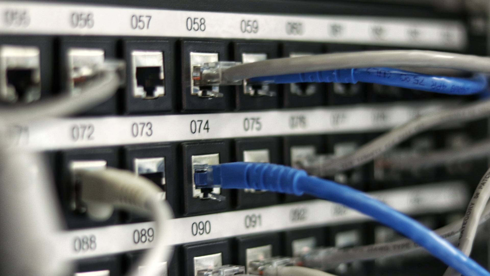 Promete López Obrador duplicar conexión a internet en 2021