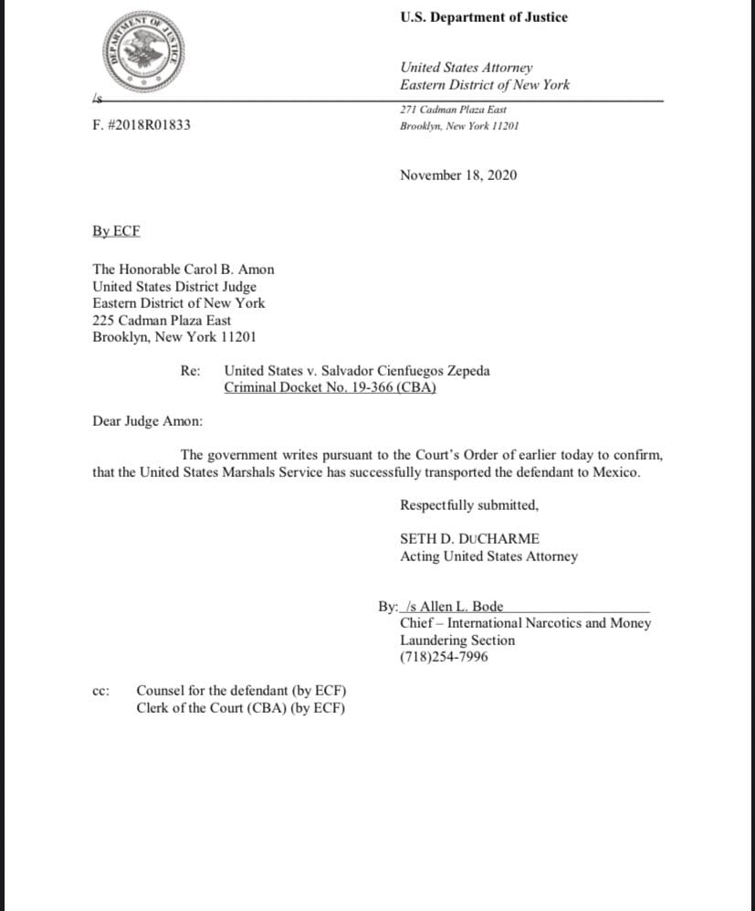 Llegó el general Salvador Cienfuegos a México; FGR continúa investigación en su contra - salvador-cienfuegos