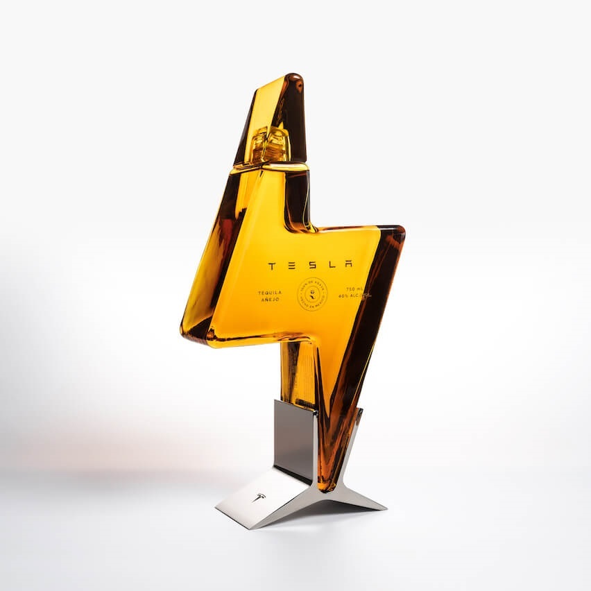 Elon Musk lanza el 'Tesla Tequila' y se agota en horas - tesla-tequila