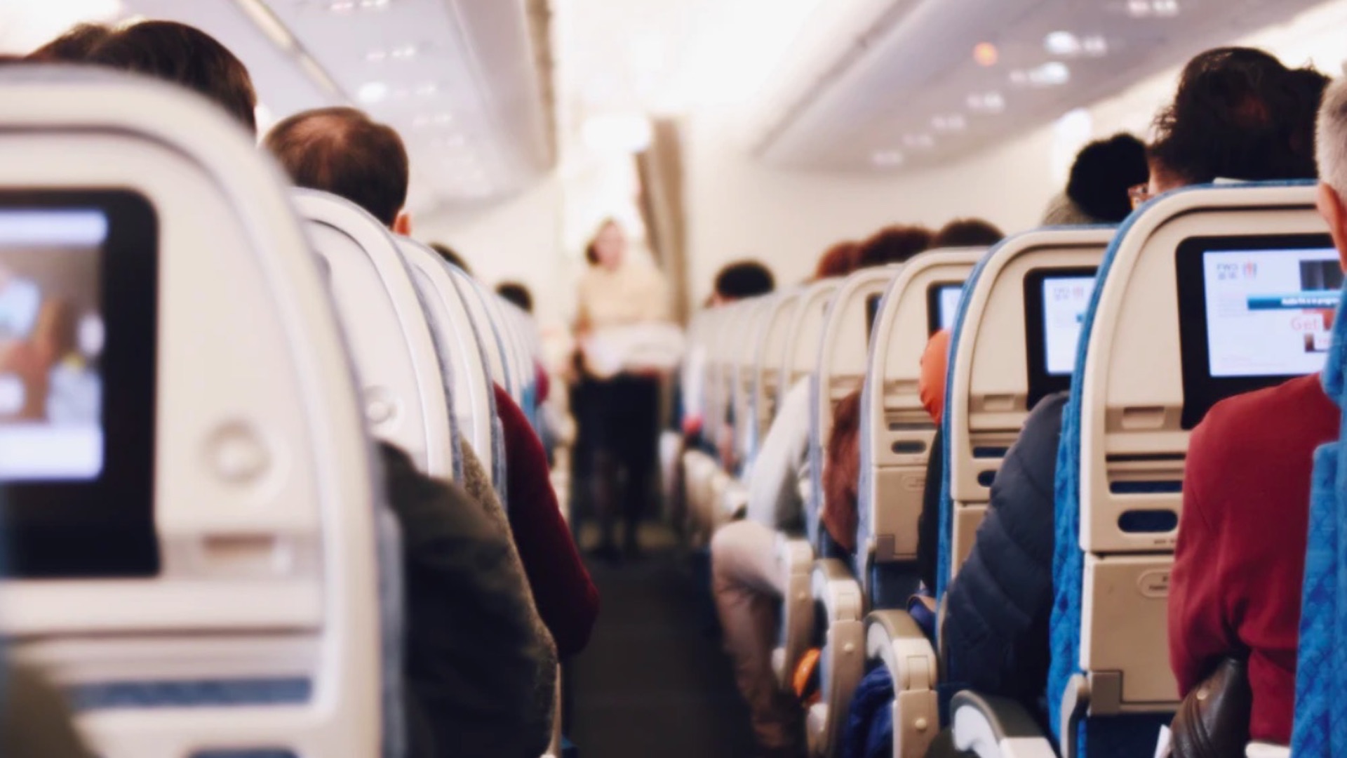 Centros de Control de Enfermedades de EE.UU. recomiendan no viajar por Día de Acción de Gracias