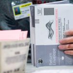 Gobierno de Trump pide por tercera vez al Supremo restringir el voto por correo