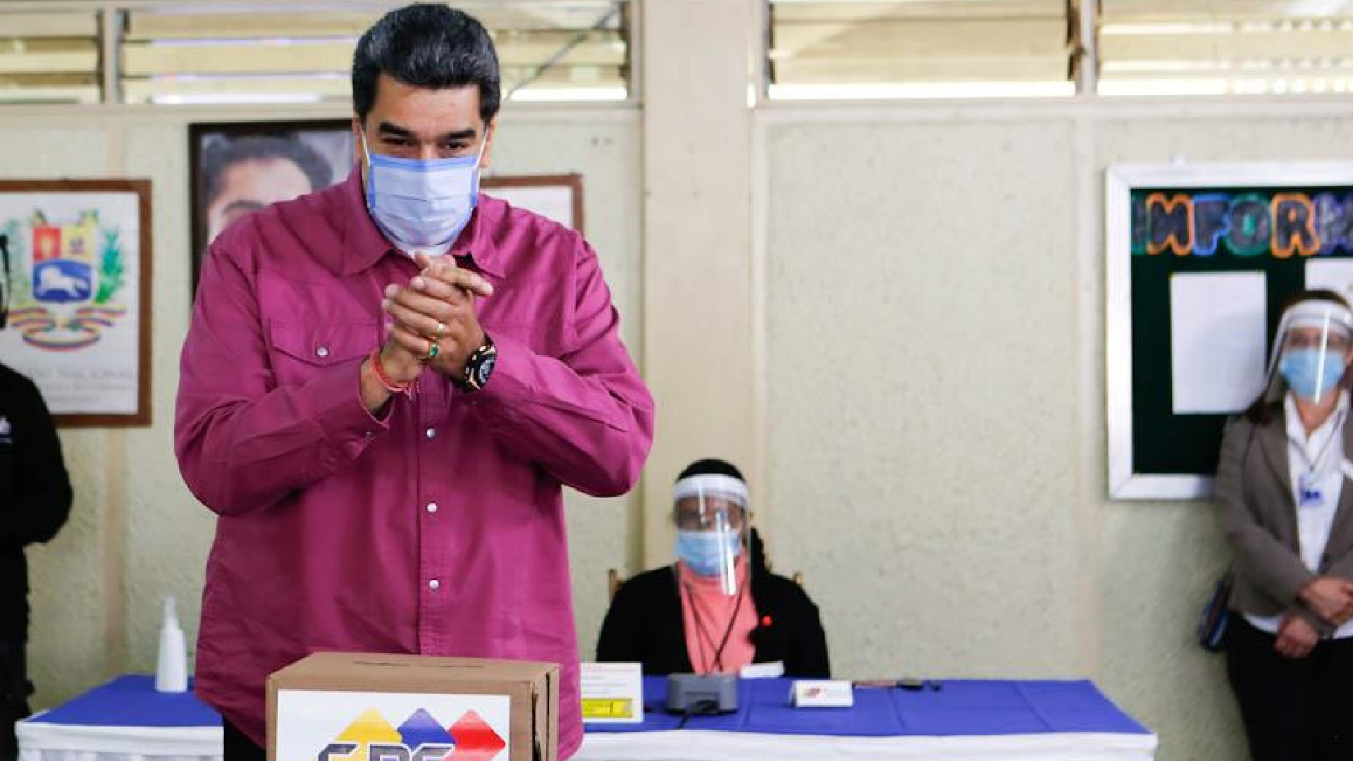 Encuesta prevé triunfo de partido oficialista en Venezuela; hubo abstención de casi 80 por ciento