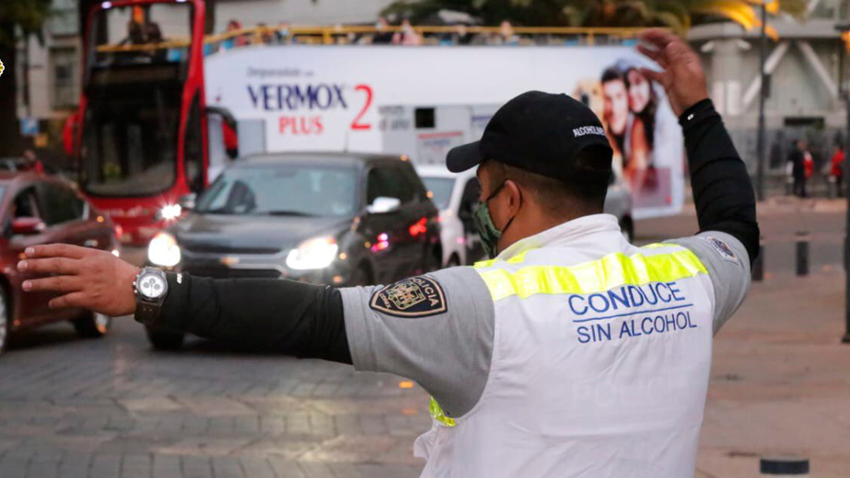CDMX implementará alcoholímetro en plazas comerciales, bares y parques