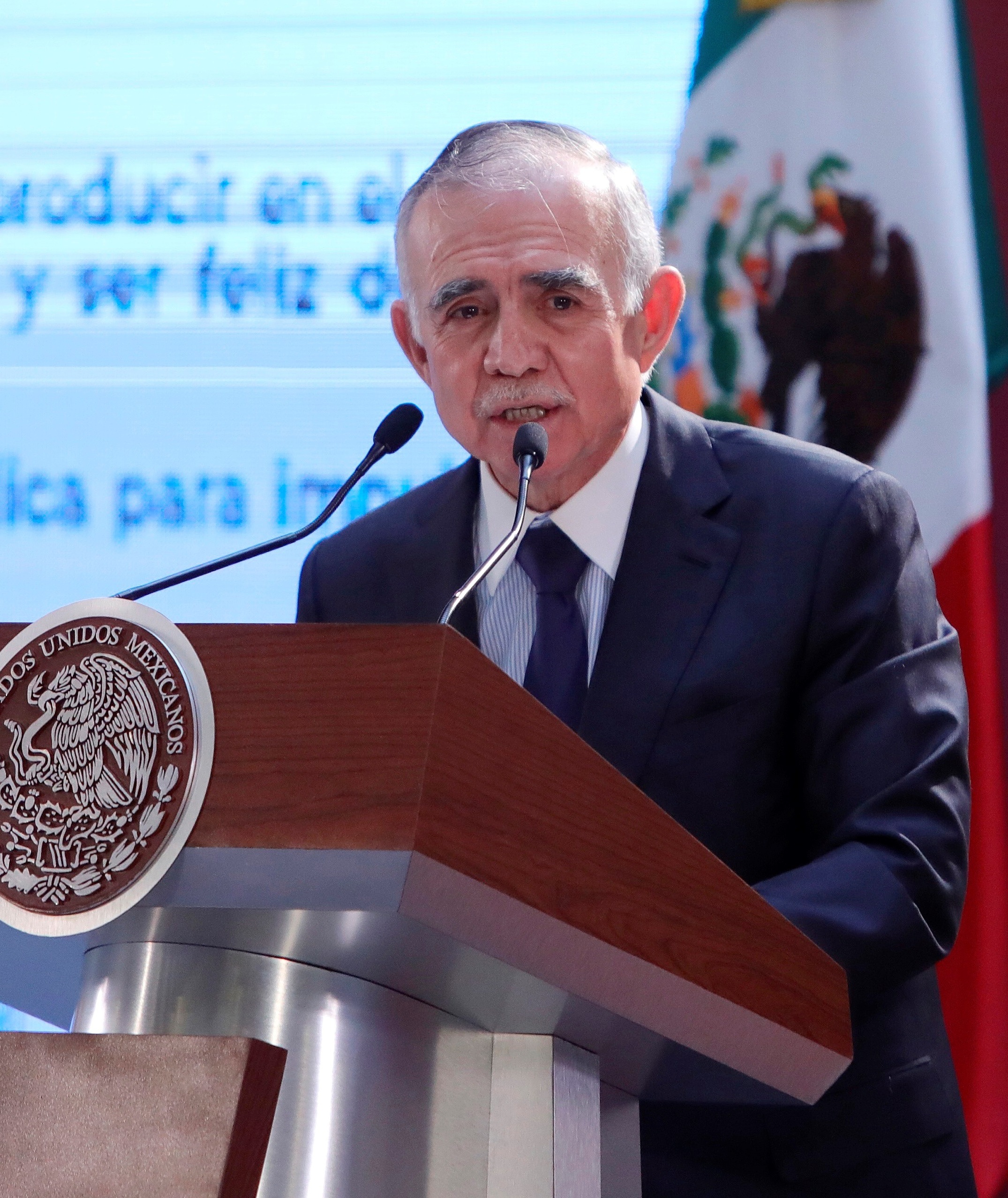 Análisis grafológico de la firma de Alfonso Romo