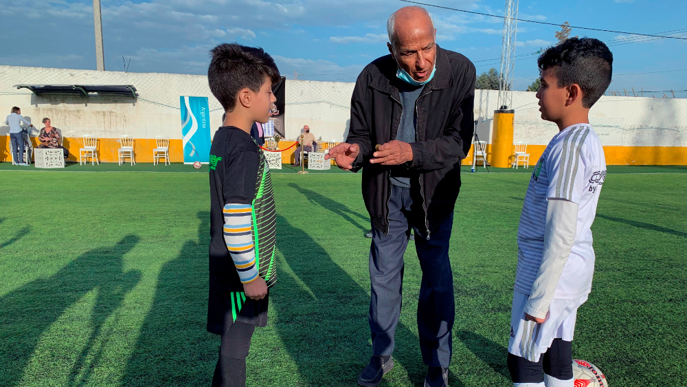 Árbitro de la “mano de Dios” vuelve a pitar para homenajear a Maradona