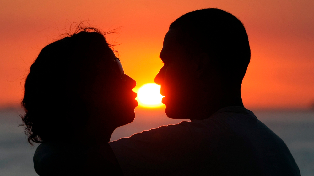 Apps de citas no destruyen el amor, concluye estudio científico suizo