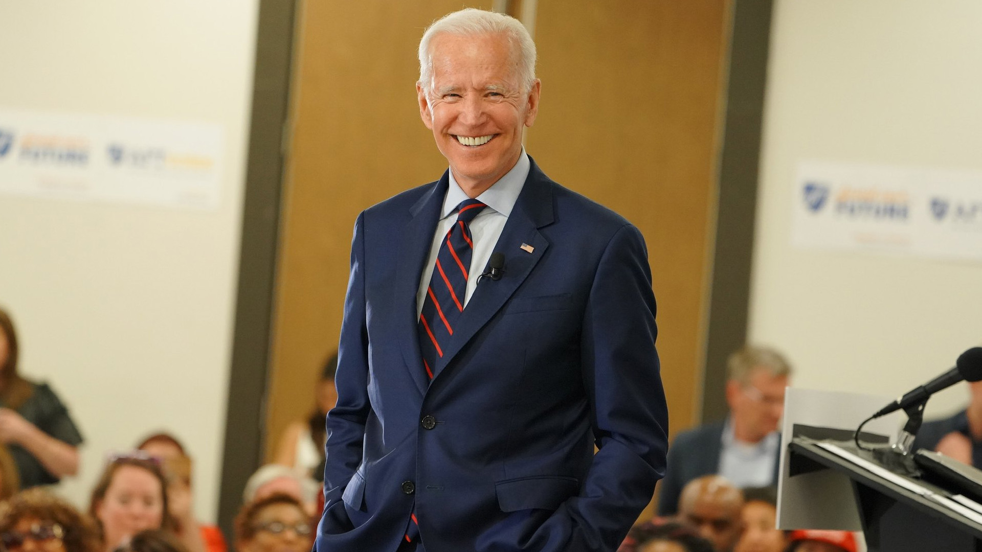 Biden acusa “obstáculos” a transición por parte del gobierno de Trump