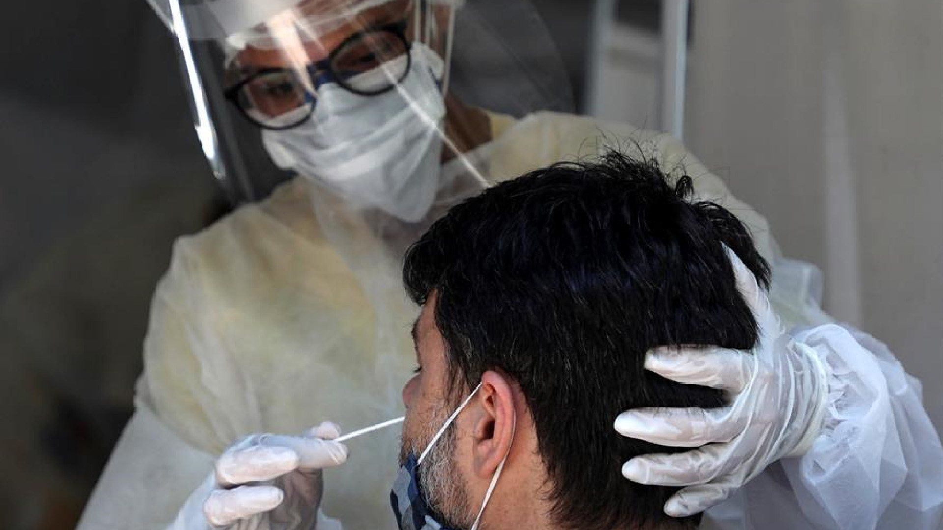 Brasil supera las 180 mil muertes y los 6.8 millones de casos por COVID-19