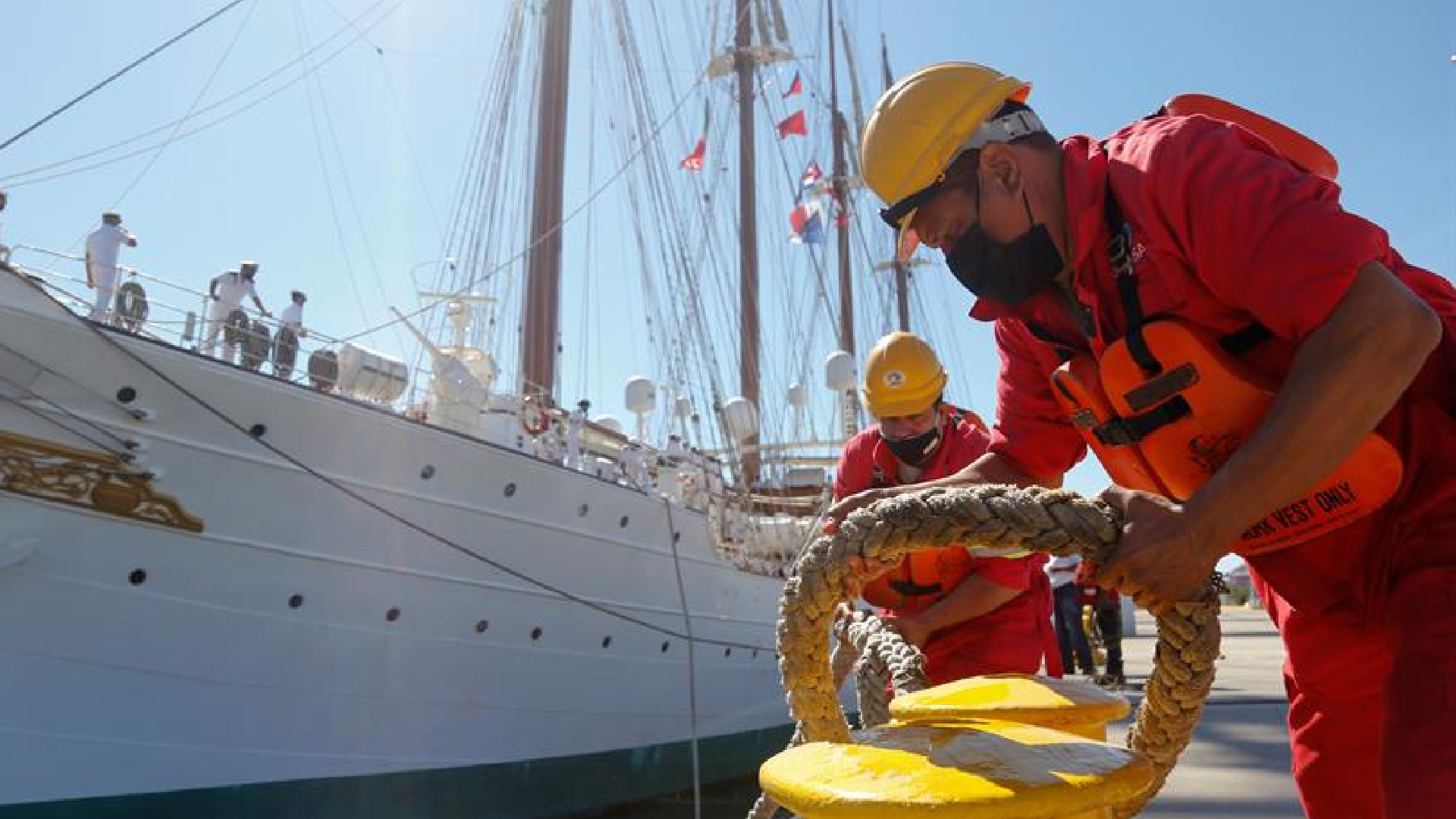 Buque español llega a México para conmemorar los 500 años de la primera vuelta al mundo realizada por Fernando de Magallanes