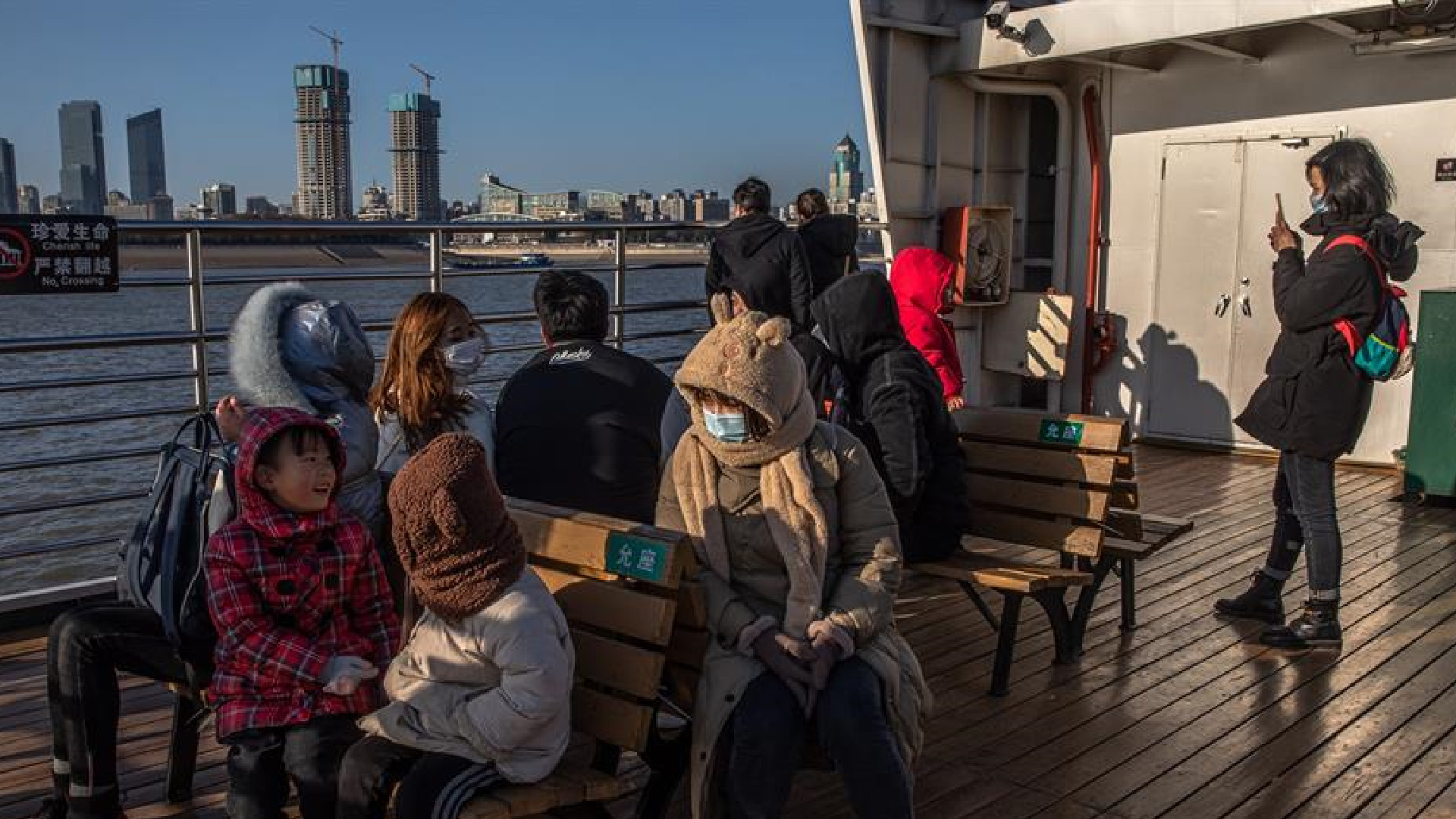 China aprueba por primera vez el uso comercial de una vacuna contra el COVID-19