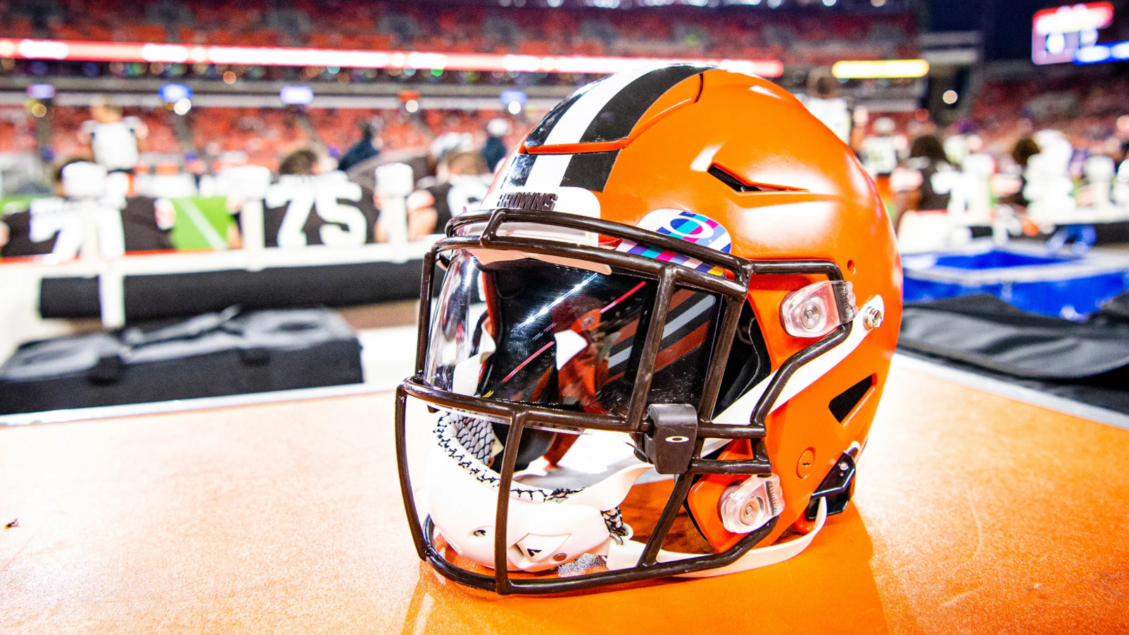 Tres receptores de los Browns son contactos de alto riesgo por COVID-19