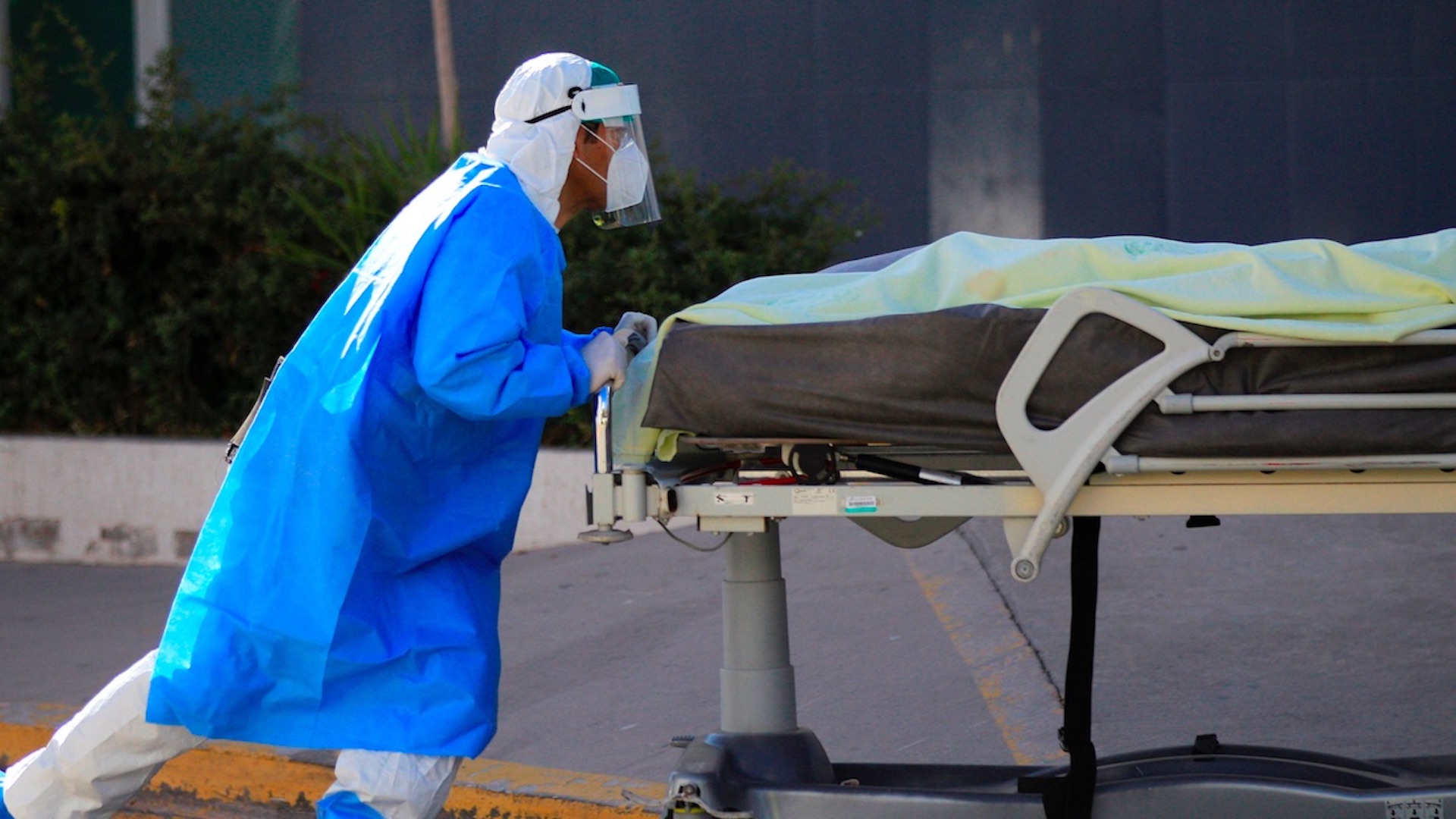 México está en un segundo pico de contagios de COVID-19, reconoce López-Gatell