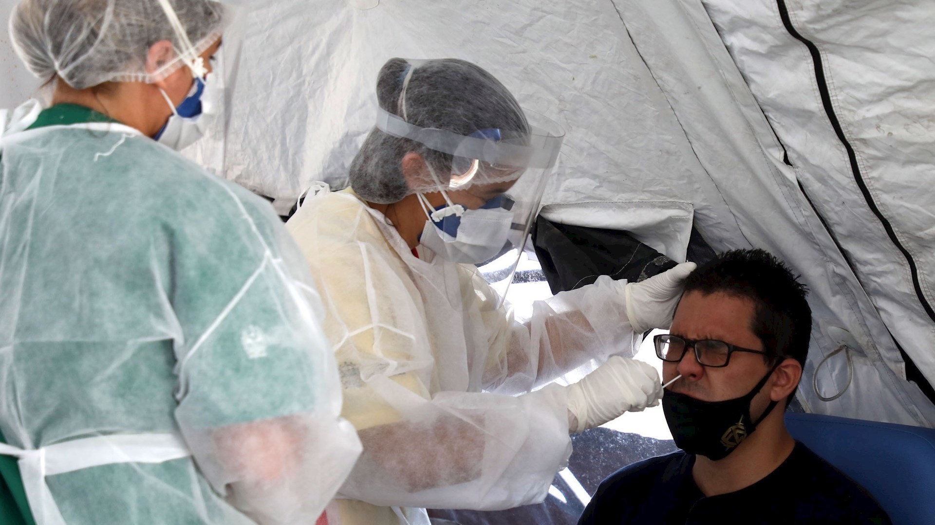 Brasil suma 664 nuevas muertes por COVID-19; supera los 176 mil fallecidos