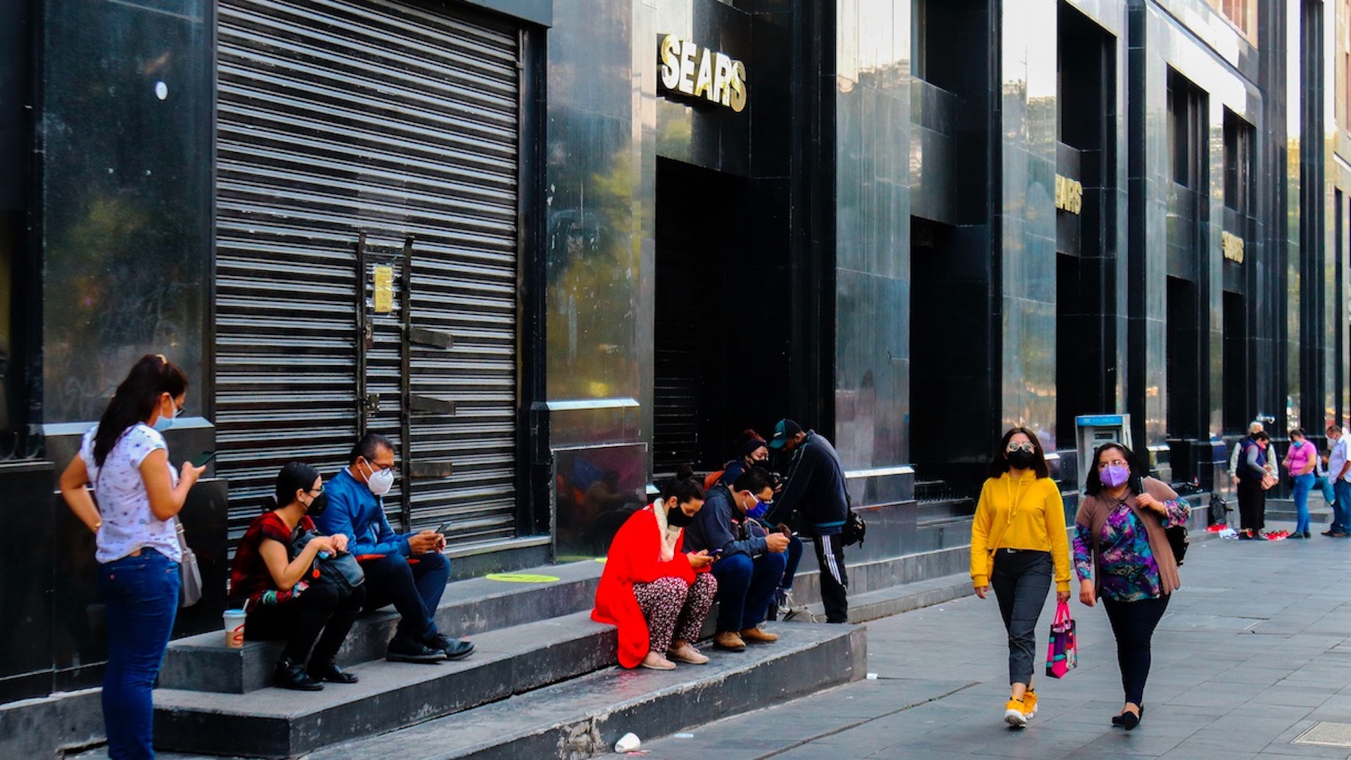 Democracia en América Latina se deteriora pero continúa siendo resiliente, afirma Daniel Zovatto