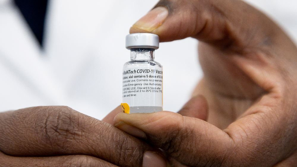 OPS negocia con Moderna y Pfizer para garantizar el acceso a vacuna contra COVID-19