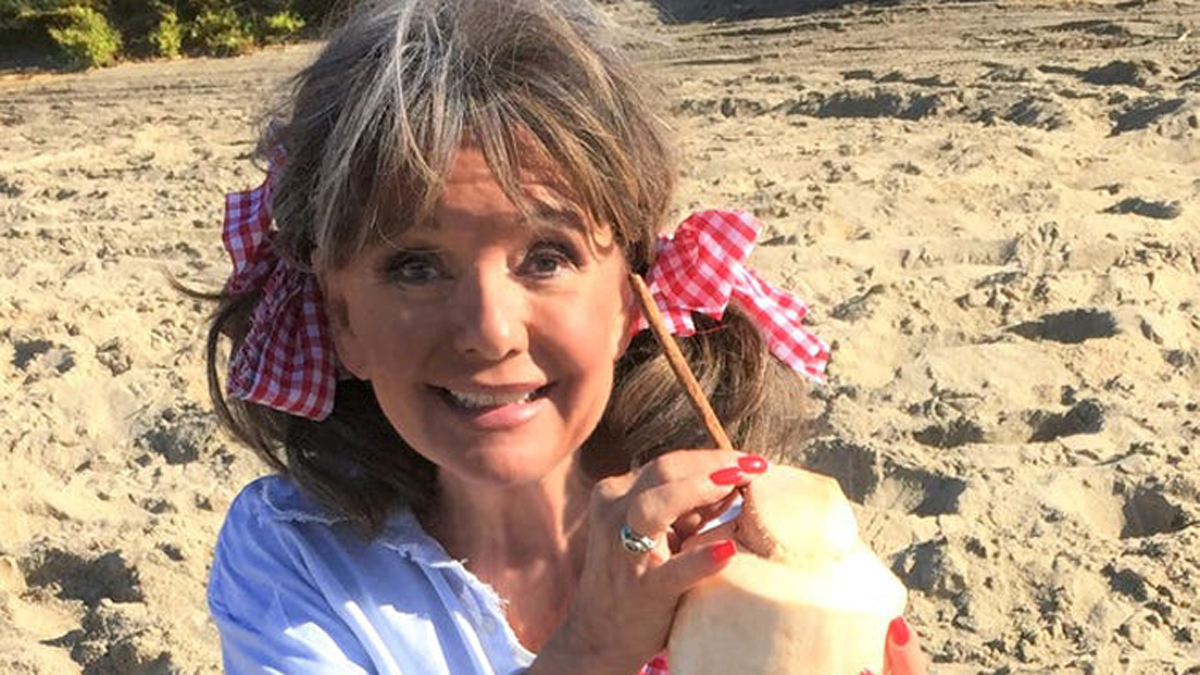 Murió la actriz Dawn Wells, protagonista de ‘La isla de Gilligan’