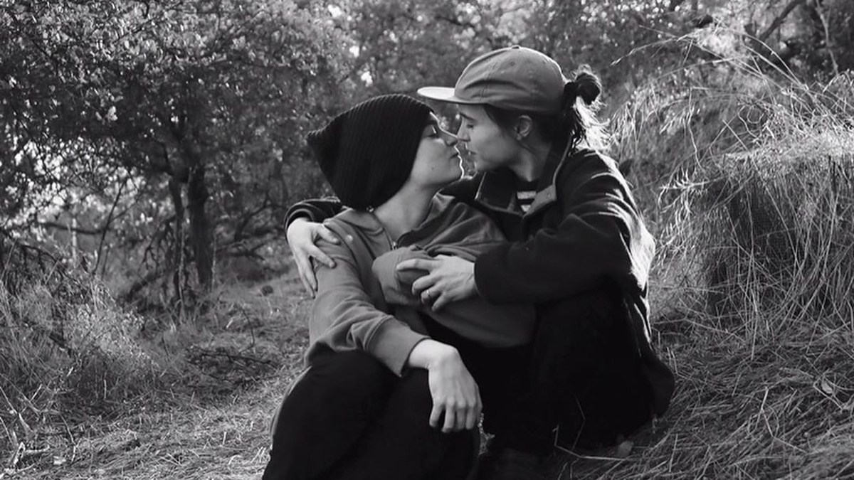 Aplaude esposa de Elliot Page su valentía al declararse transgénero - elliot-page-y-emma-portner