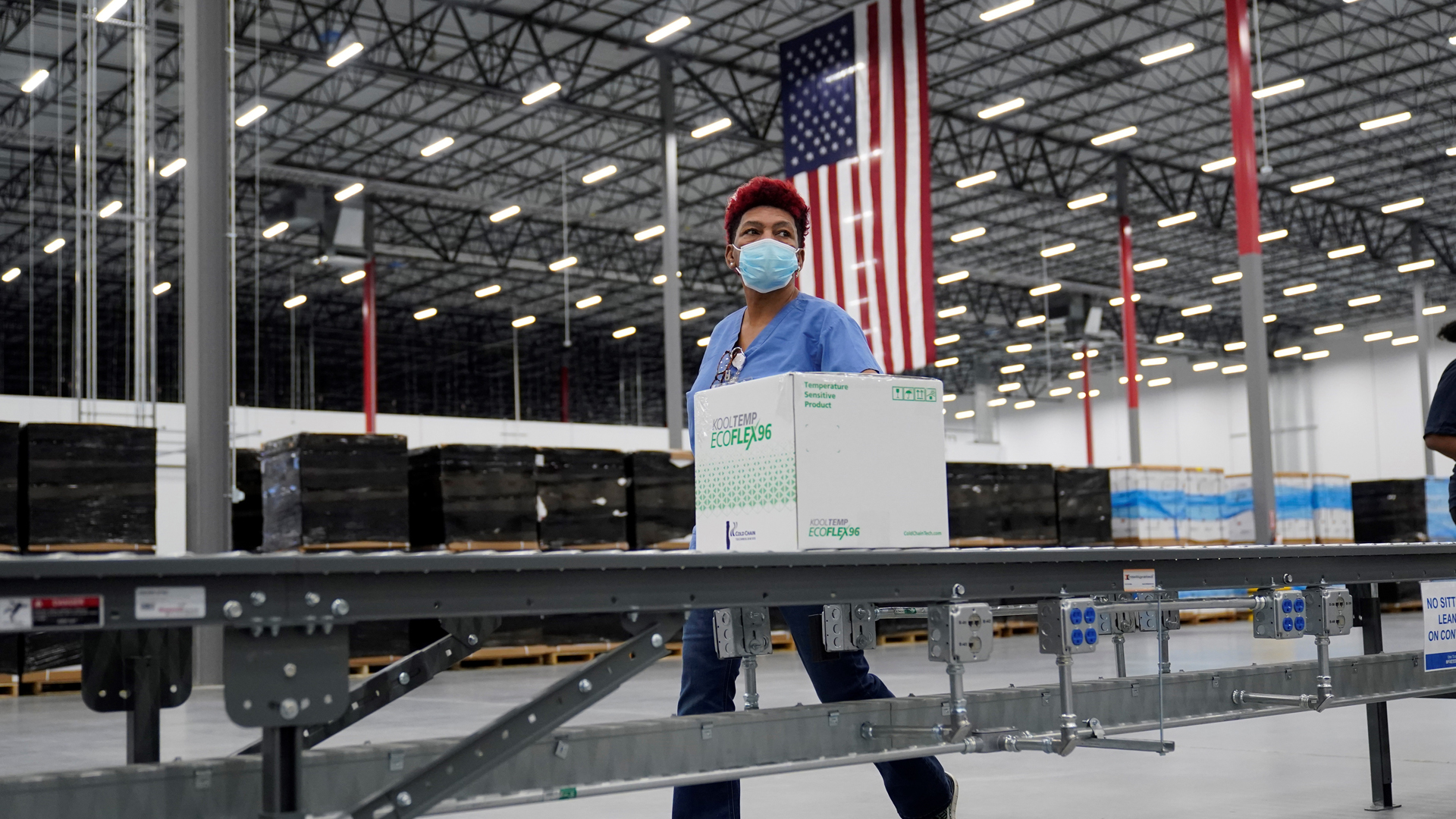 Inicia en EE.UU. distribución de vacuna contra COVID-19 de Moderna - empaquetado-de-vacuna-de-moderna-para-su-distribucion