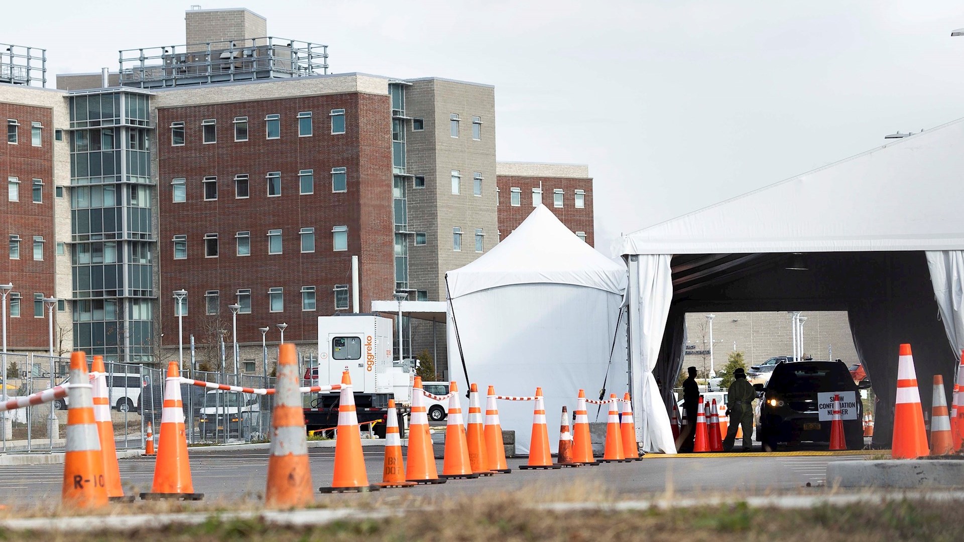 Alcanza Estados Unidos una mortalidad por COVID-19 sin precedentes a las puertas del invierno