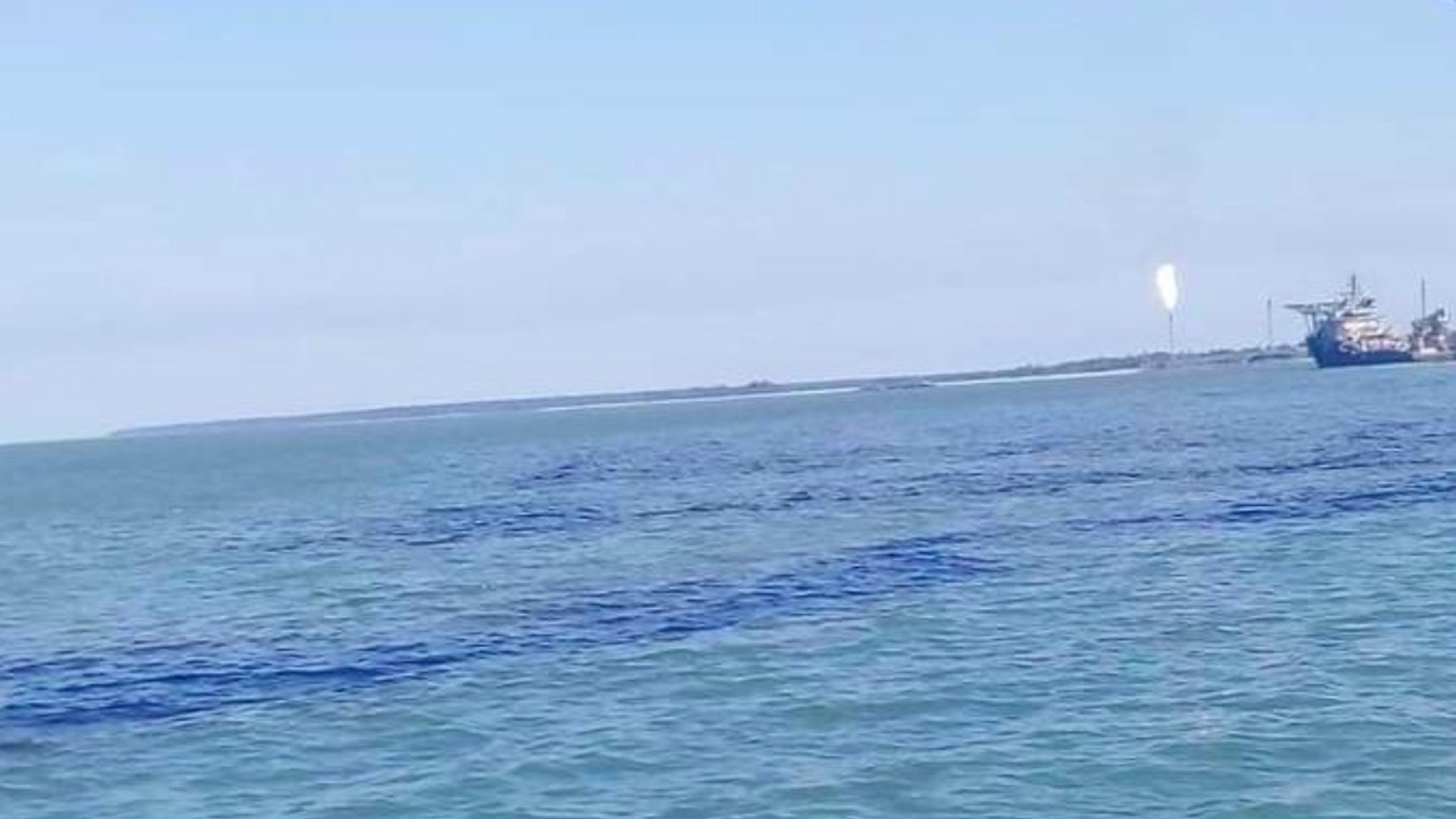 Explota ducto marino de Pemex frente a Dos Bocas, en Tabasco; incendio está controlado