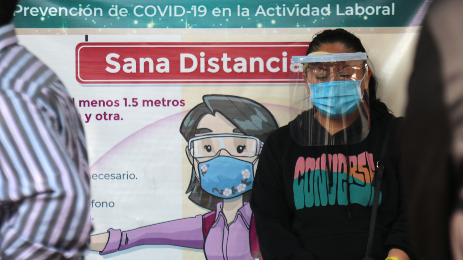 México otra vez por encima de las 800 muertes diarias por COVID-19; inicia diciembre con más de 106 mil defunciones