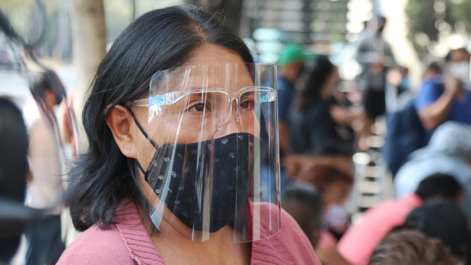 La pandemia no está domada en México: la realidad contradice al discurso oficial - familiares-de-pacientes-y-especialistas-contradicen-discurso-respecto-a-que-la-pandemia-esta-domada-en-mexico-foto-efe1